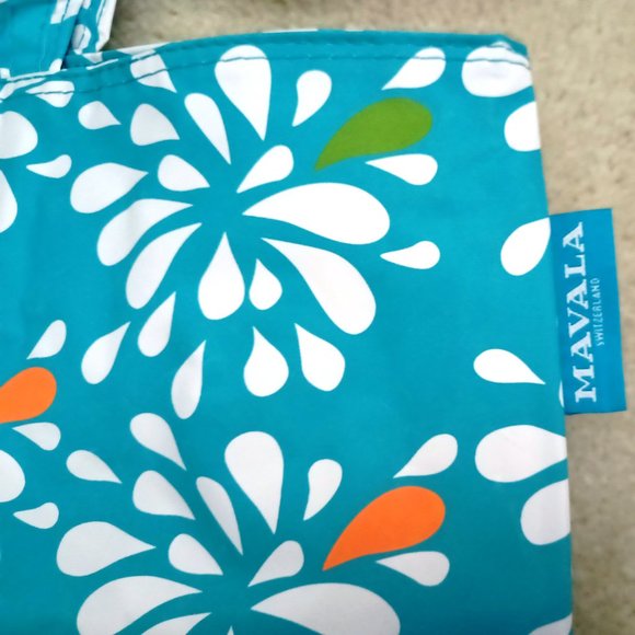 New in Box Mavala Switzerland Beach Bag - Picture 4 of 6